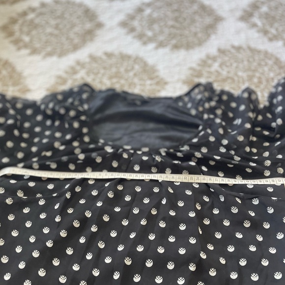 Vero Moda polka dot blouse soft ruffles around the hemline , in great condition - Picture 8 of 9